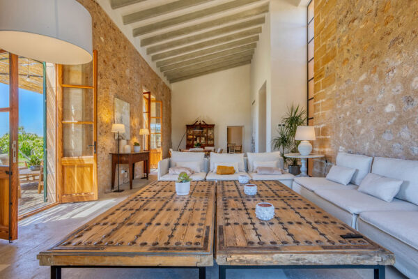 Villa-piscina-grade-tranquila-025